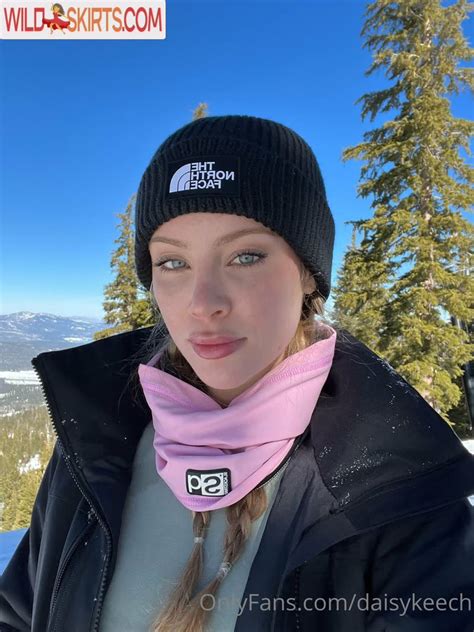 Daisy Keech is an American social media personality who gained notoriety as one of the original members of the Hype House, an LA-based group of teens who make TikTok videos. . Daisy keech nude onlyfans